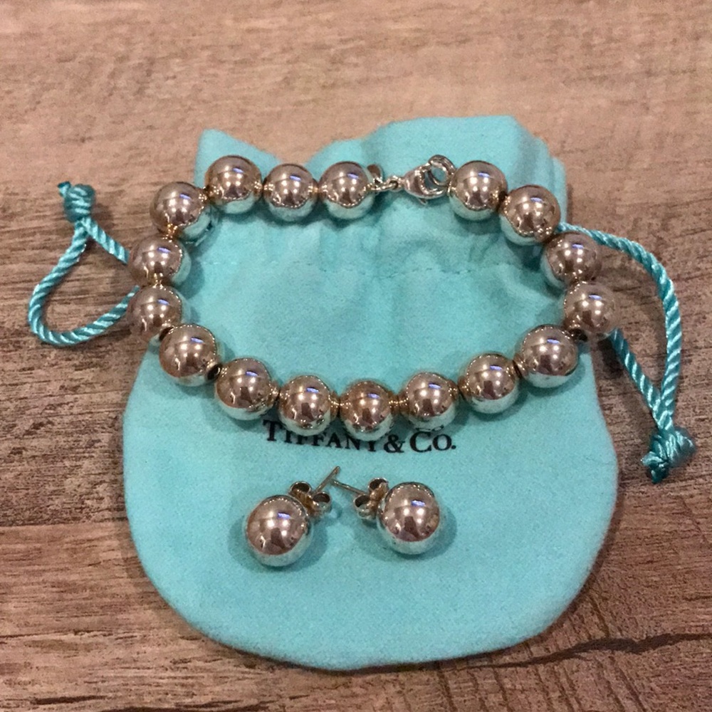 ✨✨Tiffany Earrings & Bracelet Set